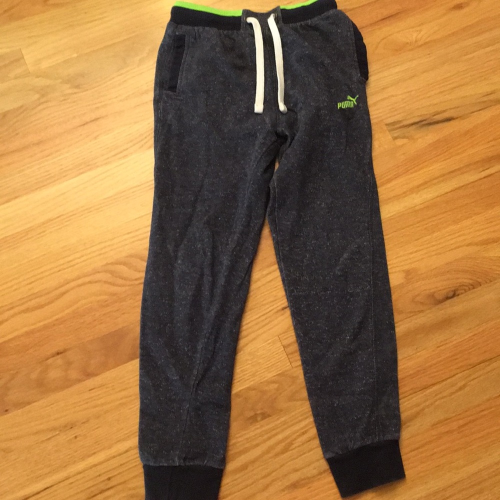 Puma joggers youth large